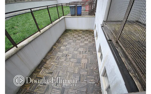 Rented by Douglas Elliman | media 19