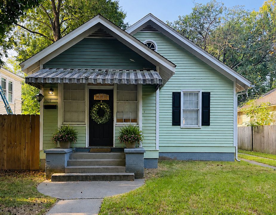 1st image of 2500 Louisiana Ave