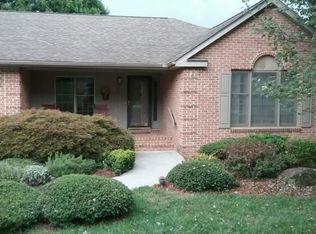 4924 Grape Tree Ln, Roanoke, VA 24018