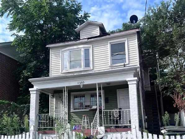 1253 Sumner Rd SE, Washington, DC 20020