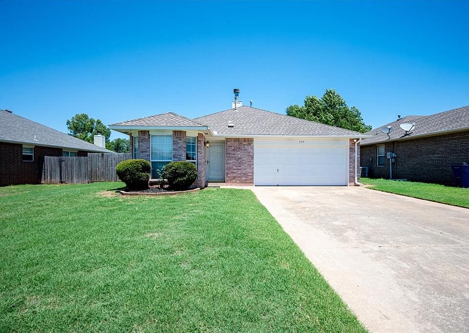 1st image of 337 W Chantilly Way