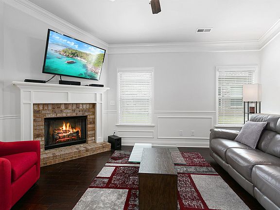 3rd image of 8310 Stillwater Cir
