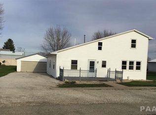 409 3rd St, Sparland, IL 61565
