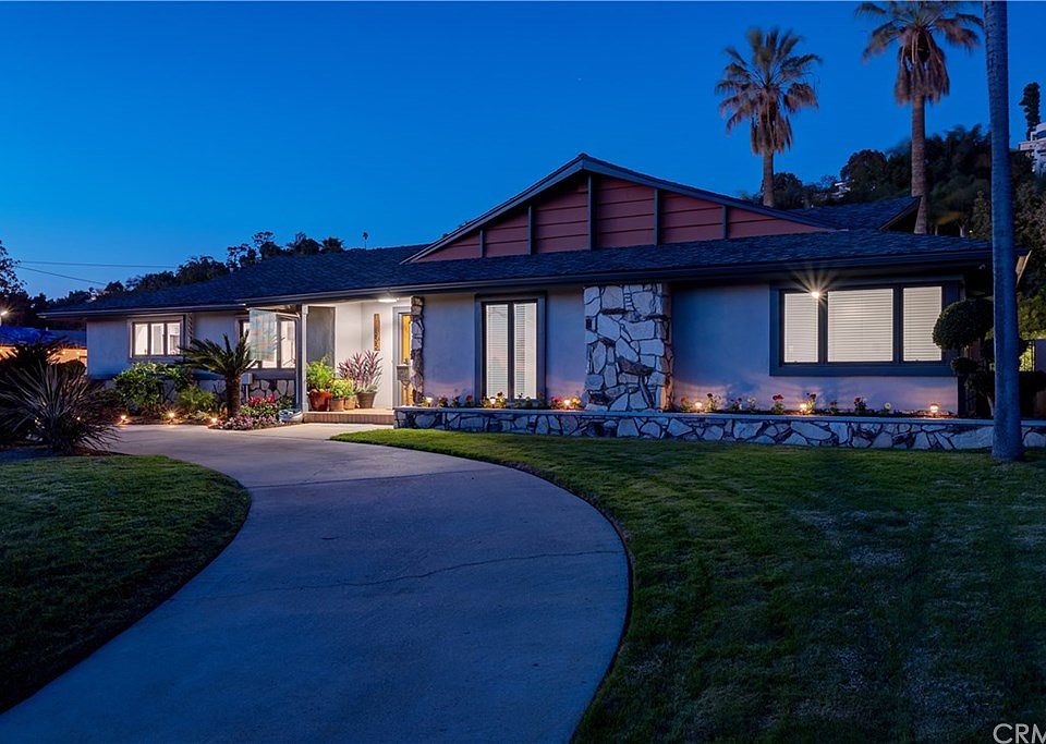1st image of 11855 Beverly Dr