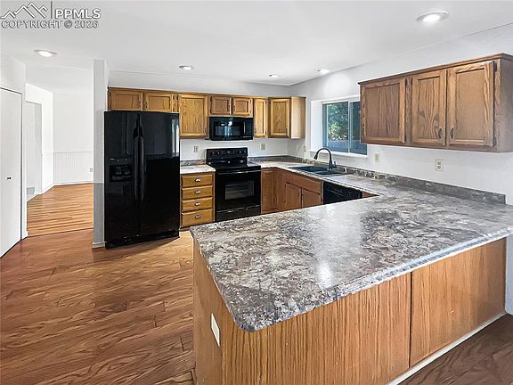 2nd image of 8634 Alpine Valley Dr