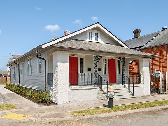 2nd image of 1300-1302 Congress St