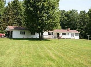 24712 Inlet Dr, Union City, PA 16438