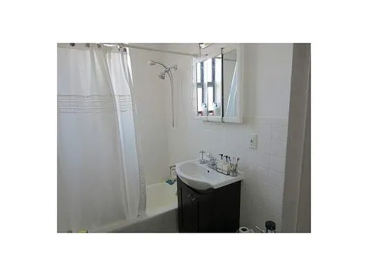 Sold by Remax Real Estate Professionals | media 20