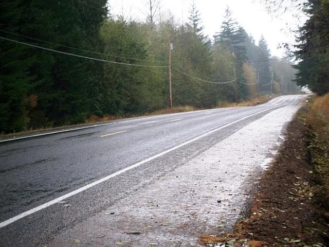 2nd image of 128 S Bank Rd