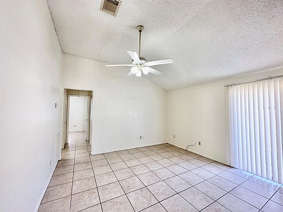 5th image of 13753 Sablecrest St
