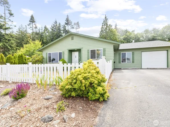 350 E Bluff Drive, Port Angeles, WA 98362