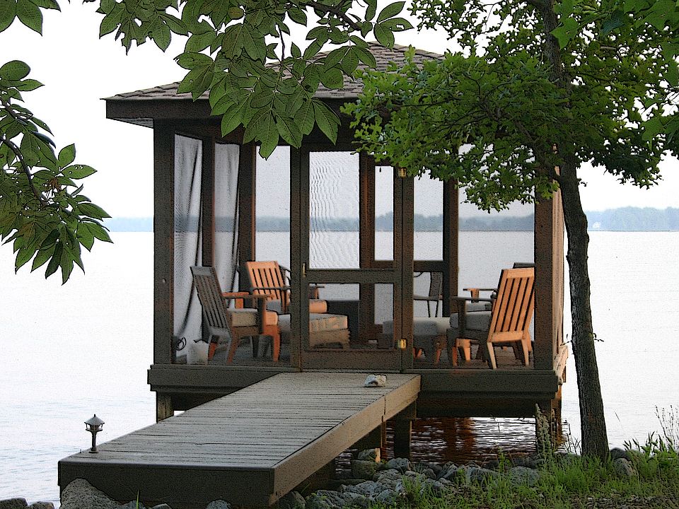 Lake Anna Waterfront Home
