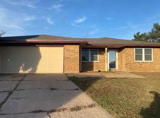 6708 SW Forest Cir, Lawton, OK 73505