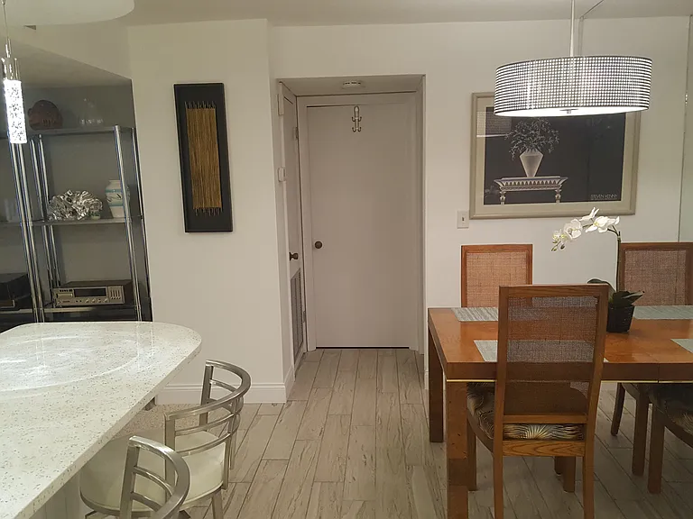 Open Living, Dining Concept