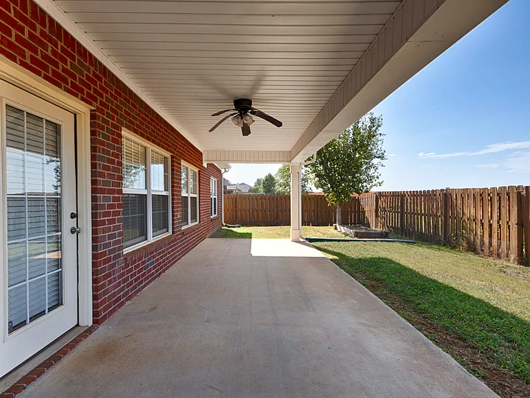 29863 Thunderpaw Dr — Photo 18