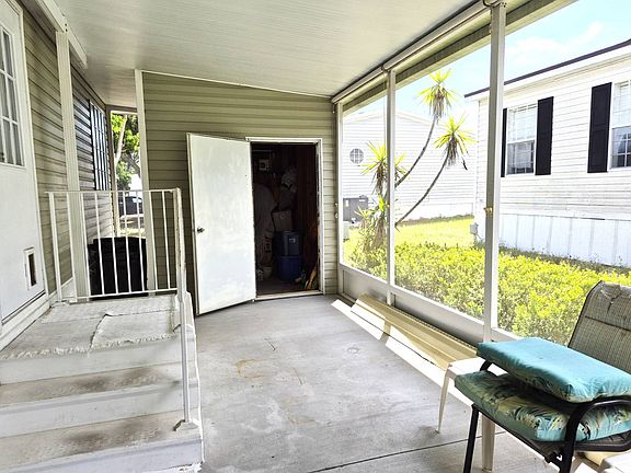 3rd image of 126 Hillsborough Dr