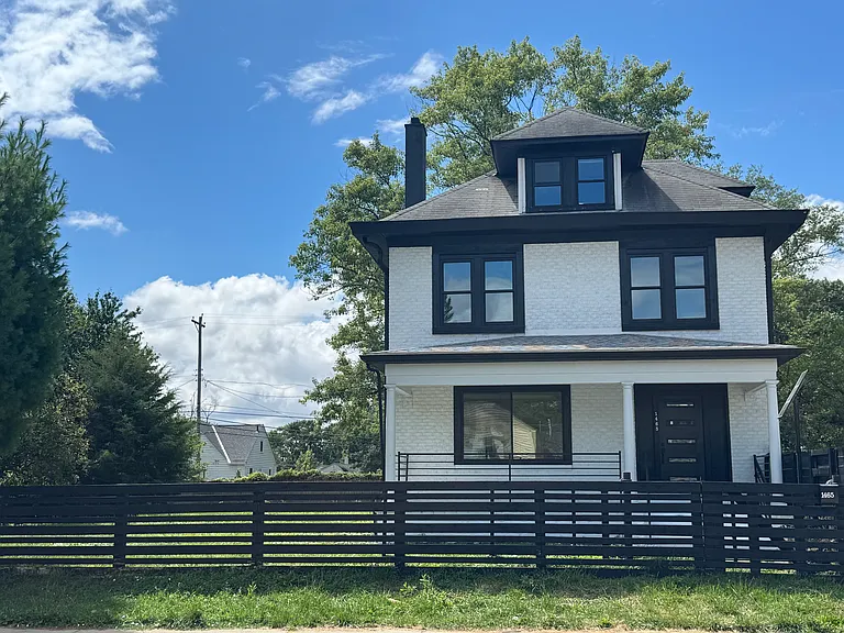 Gated property w/ beautiful curb appeal!