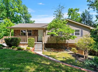 720 Aeronca Rd, Knoxville, TN 37919