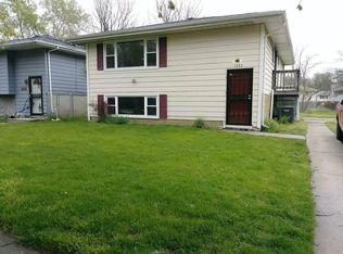 1573 Calhoun St, Gary, IN 46406