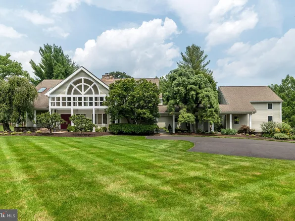 845 Lantern Ln, Blue Bell, PA 19422