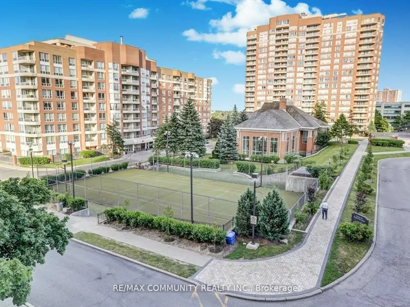 430 McLevin Ave #Penthouse 11, Toronto, ON M1B 5P1