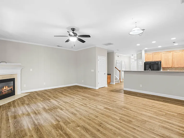 2522 Spring Oaks Way — Photo 12