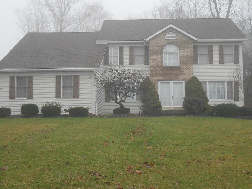 1st image of 9305 Forest Point Dr