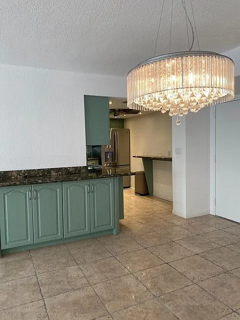 1 bed, 1.0 bath, 738 sqft, $2,300 — Photo 3