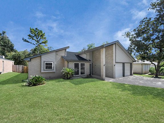 2nd image of 23002 Grand Rapids Ln