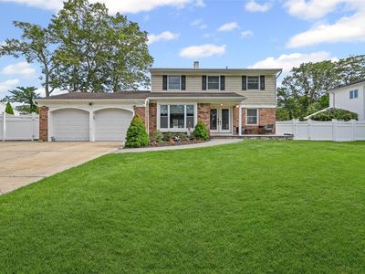 36 Penn Street, Port Jefferson Station, NY, 11776