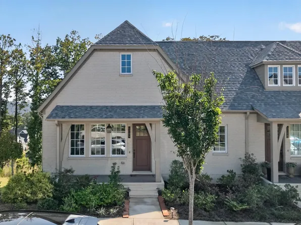 4764 Silas Ave, Hoover, AL 35244