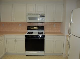 600 McKinsey Park Dr APT 104, Severna Park, MD 21146