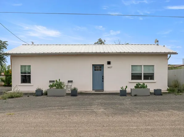 1407 W Sacramento St, Marfa, TX 79843