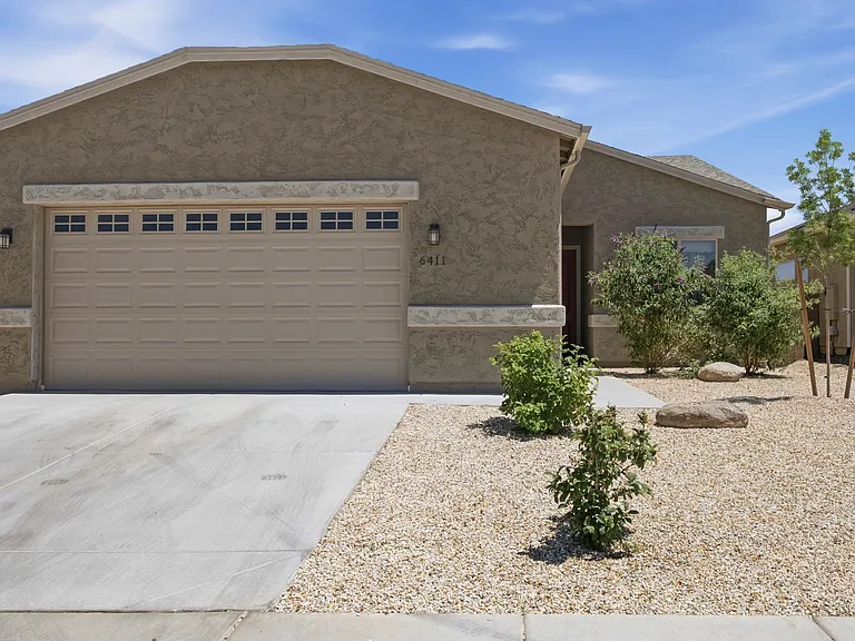 6411 E Marley Ave — Photo 1
