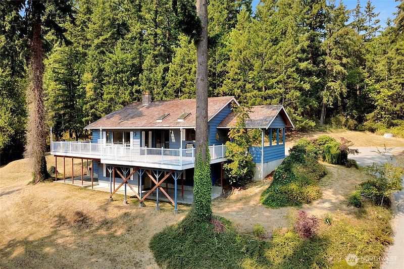 5th image of 685 N Chuckanut Drive