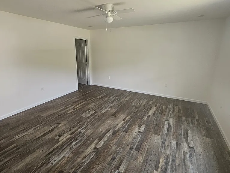 254 Georgee Rd — Photo 9