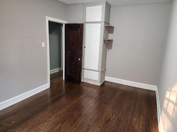 3rd image of 228 N Oak Park Ave #2X