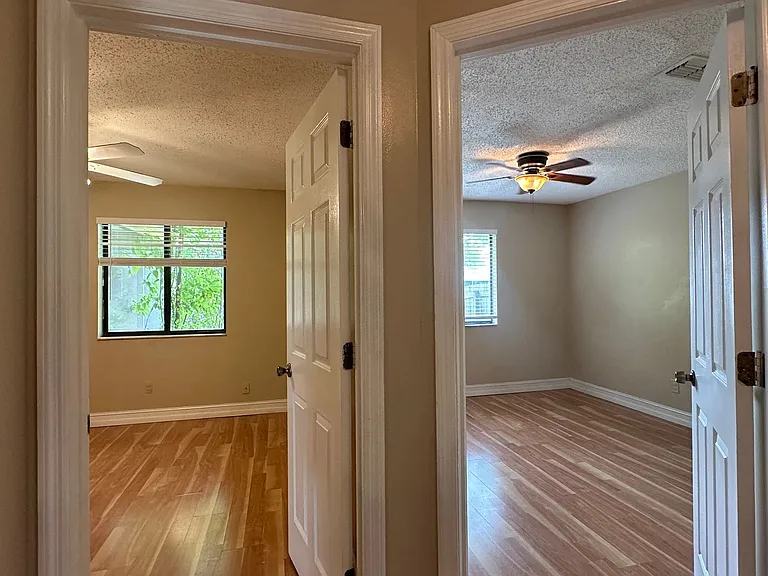 487 Carrigan Ave — Photo 10