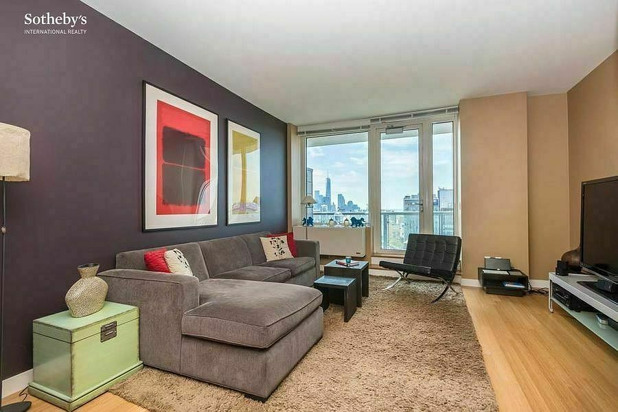 1st image of 450 W 17th St APT 2205