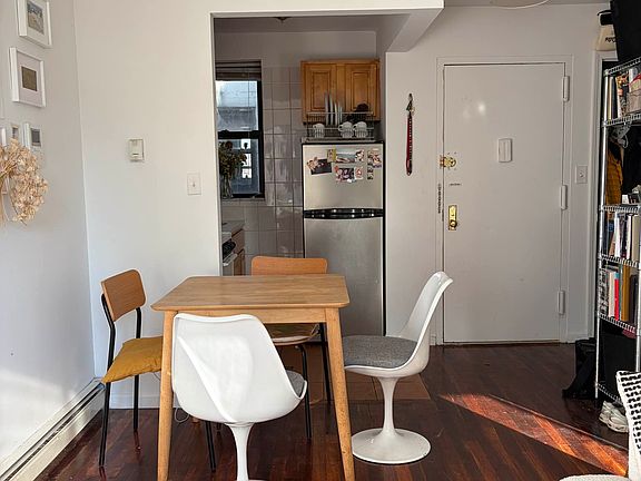 4th image of 121 Orchard St Unit 15A