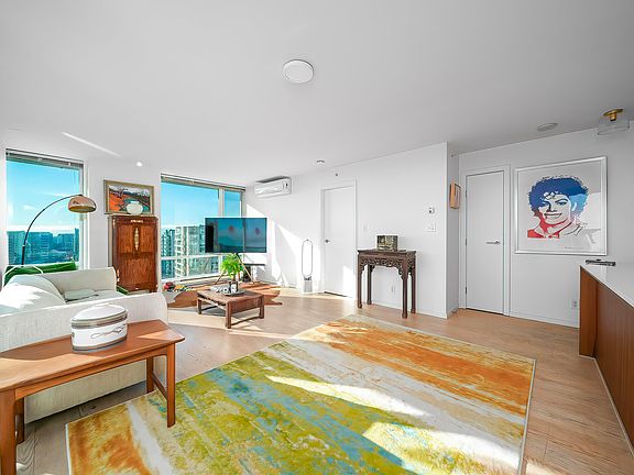 5th image of 7988 Ackroyd Rd #6