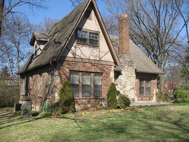 Outside view- upstairs apartment