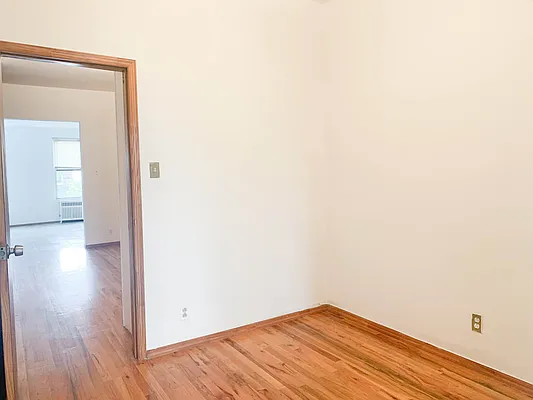 Rented by Ulas Real Estates Inc | media 3