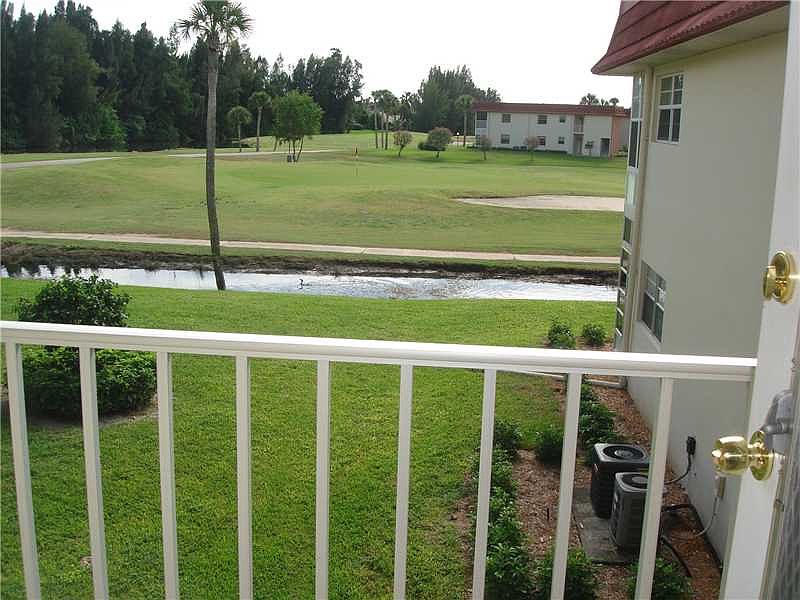 1st image of 45 Woodland Dr