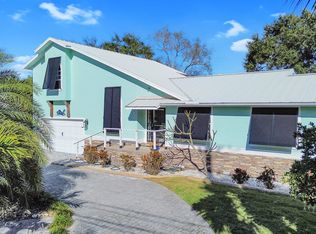 425 N Riverside Dr, Edgewater, FL 32132