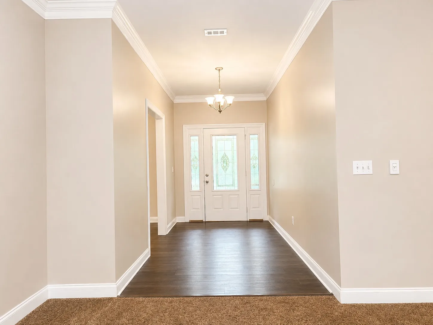 4 bed, 2184 sqft, $2,300 — Photo 4