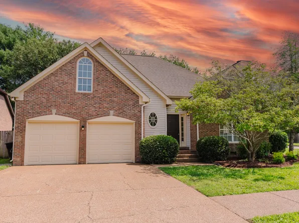 100 Crestfield Pl, Franklin, TN 37069