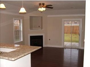 3109 Blomquist St, Meraux, LA 70075