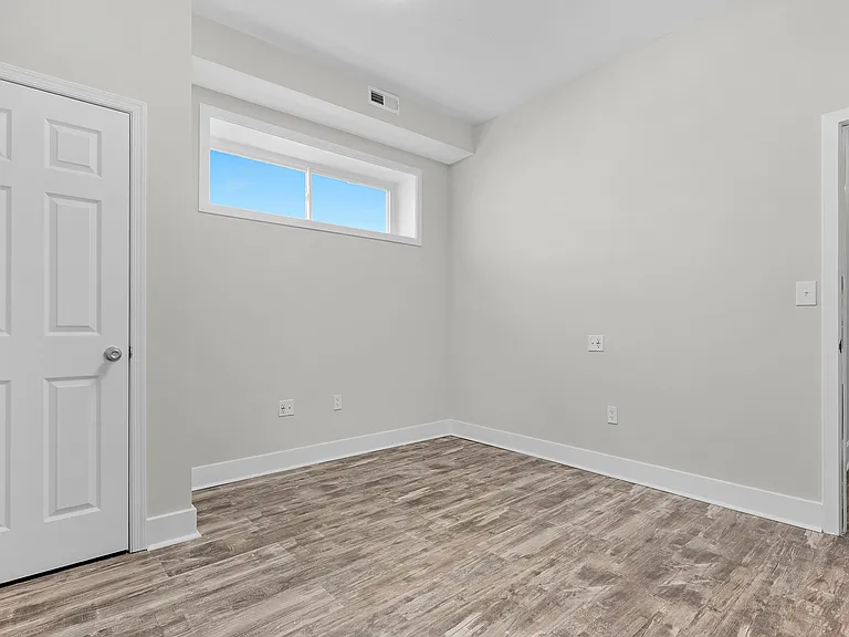 100 S Bouldin St #1 — Photo 14