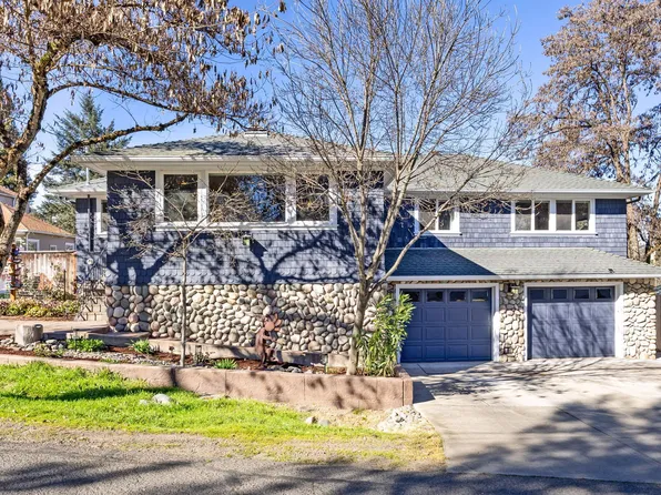 120 Graham St, Jacksonville, OR 97530